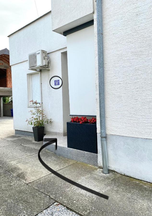 Apartman Lucija Gradici Exterior foto
